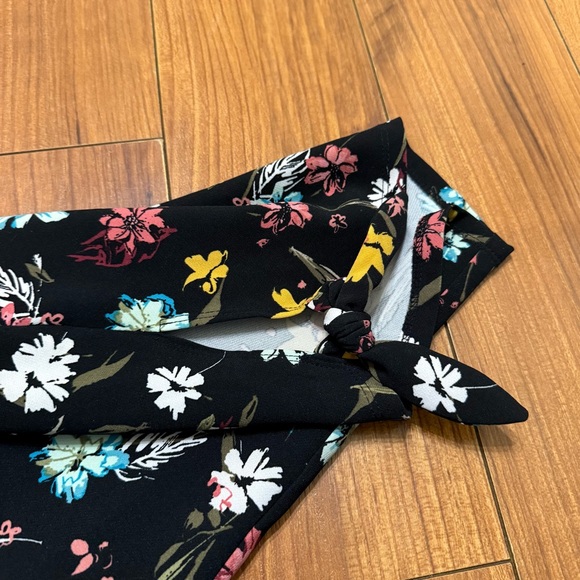 Lane Bryant Dress Pant Capris size 26/28 - Picture 4 of 4